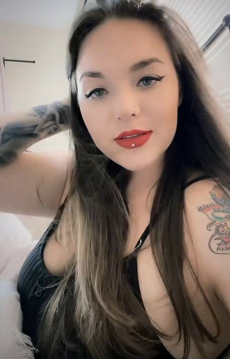 Foto di nudo di fuga di OnlyFans di Jonnij