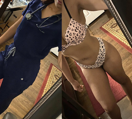 Foto di nudo di fuga di OnlyFans di Sunnydays88