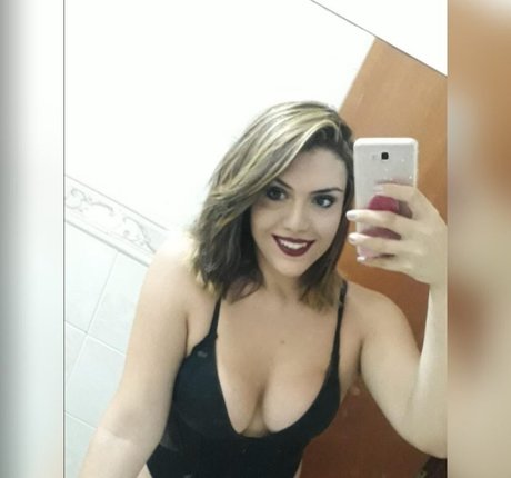 Anna Laura Amaral
