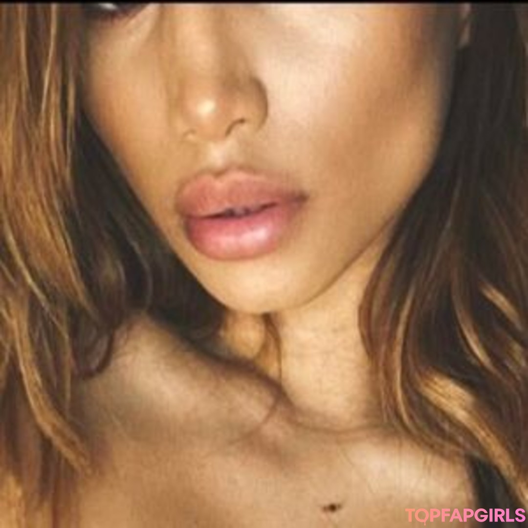 Foto di nudo di fuga di OnlyFans di Kayleigh Marie #12 Foto di nudo di fuga di OnlyFans di Kayleigh Marie #12