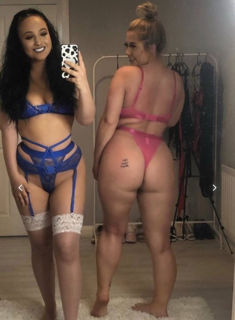 DariaXOX