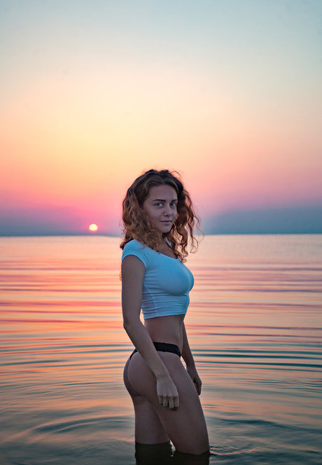 Foto di nudo di fuga di OnlyFans di Ave Maria