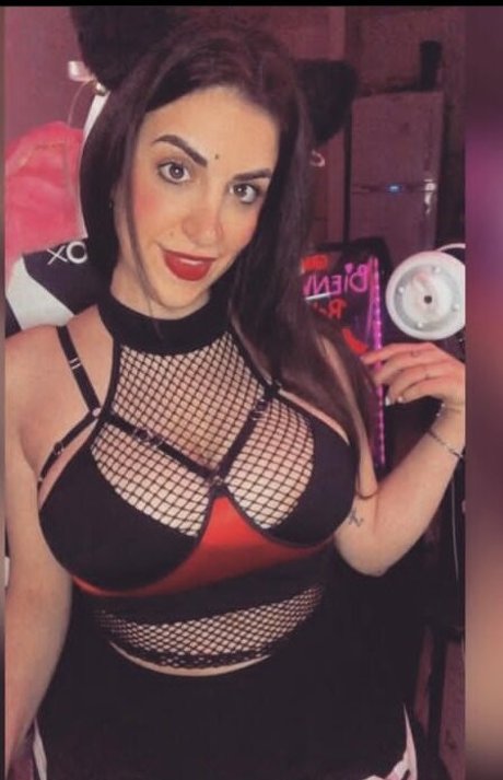 Foto di nudo di fuga di OnlyFans di Orneliuz04