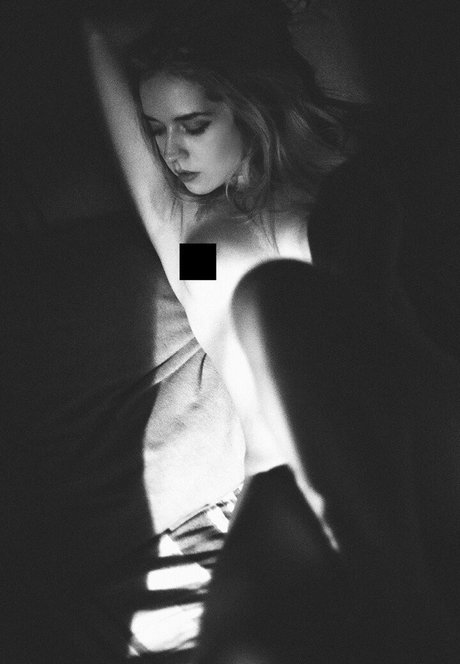Foto di nudo di fuga di OnlyFans di Jessica Capano