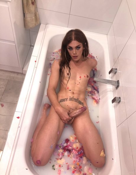 Foto di nudo di fuga di OnlyFans di Bronte King