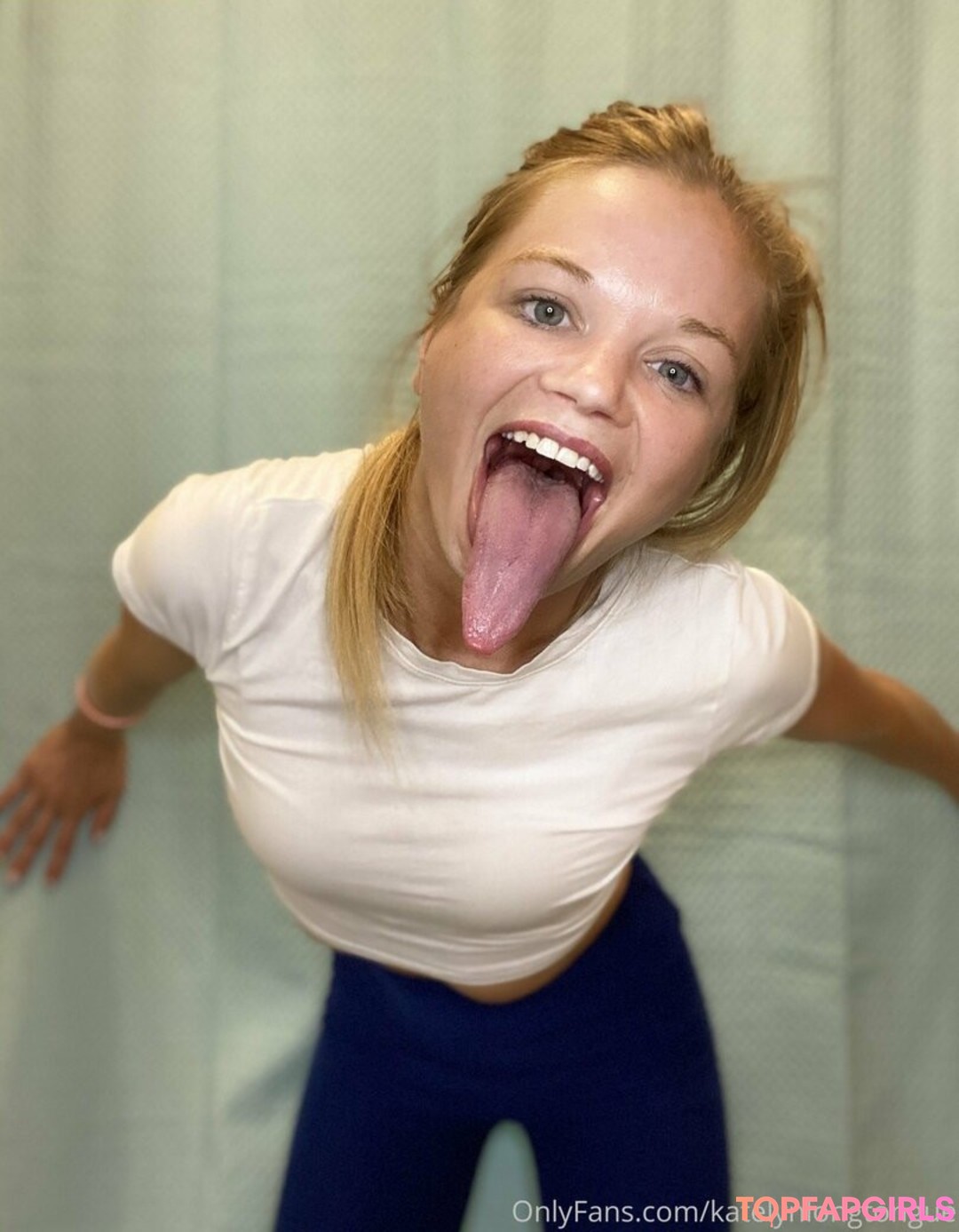 Foto di nudo di fuga di OnlyFans di Katelynlongtongue #11 Foto di nudo di fuga di OnlyFans di Katelynlongtongue #11