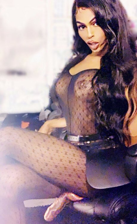 Foto di nudo di fuga di OnlyFans di Maliyahloren