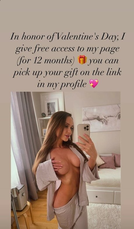 Foto di nudo di fuga di OnlyFans di Roxanarocks