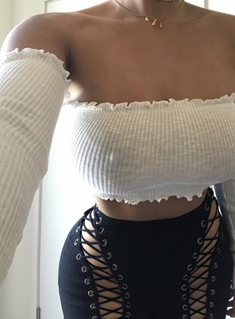 Foto di nudo di fuga di OnlyFans di Laureen Pisciotta