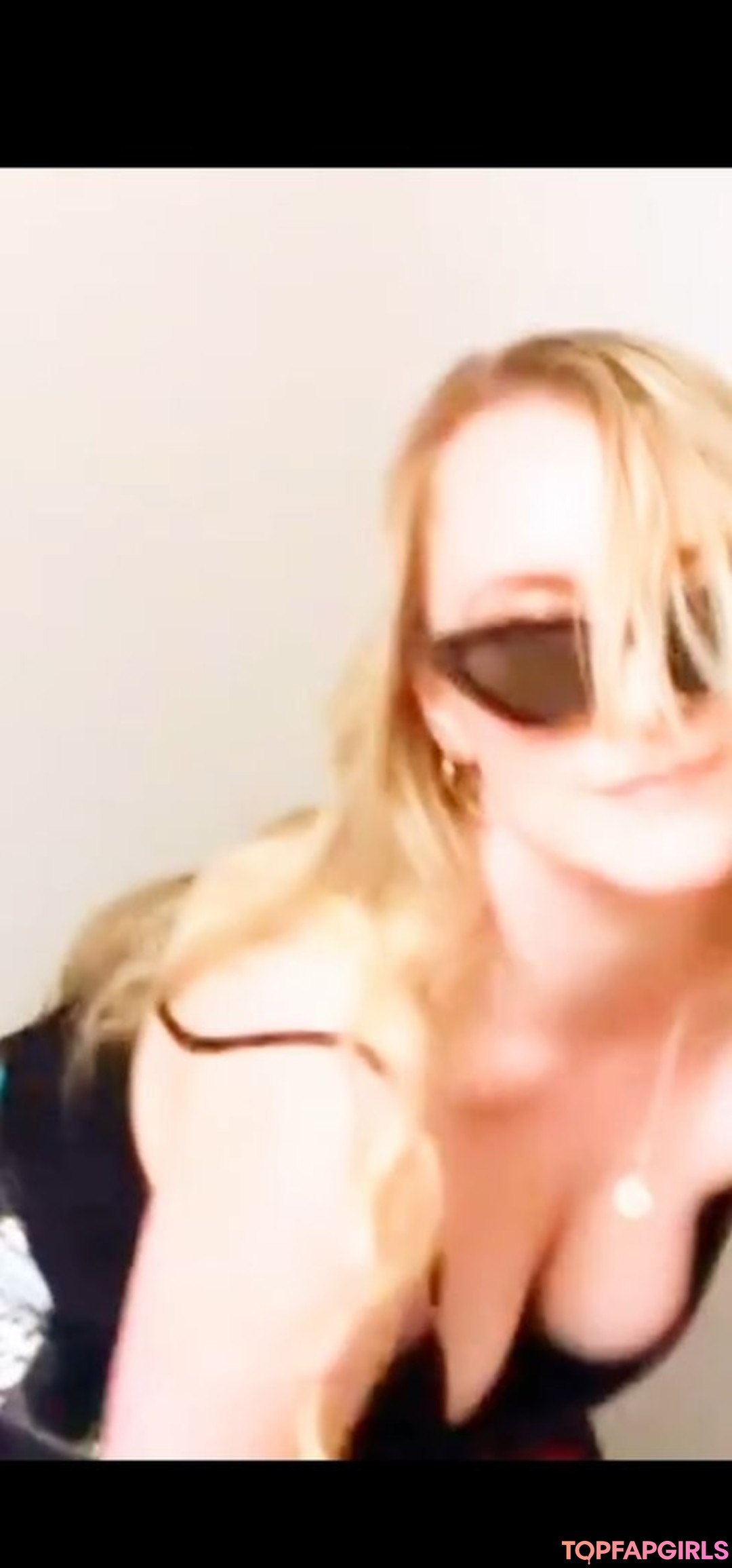 Foto di nudo di fuga di OnlyFans di Evanna Lynch #19 Foto di nudo di fuga di OnlyFans di Evanna Lynch #19