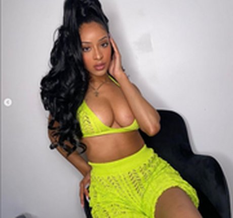 Foto di nudo di fuga di OnlyFans di Nikkivictoria