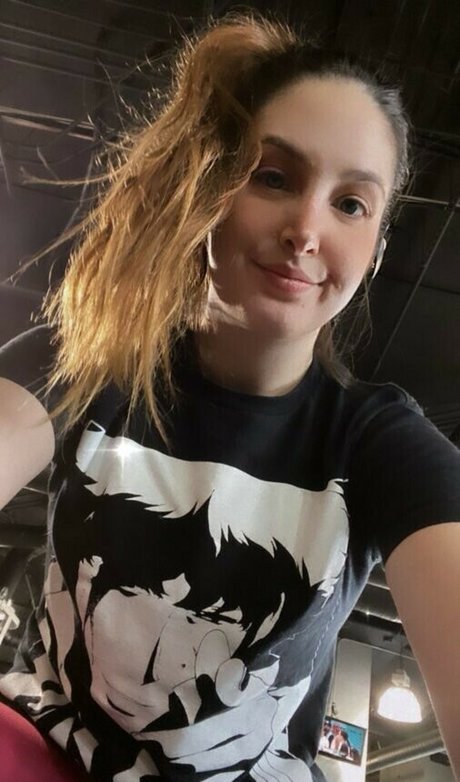 Foto di nudo di fuga di OnlyFans di Sloane Skipper Wolf