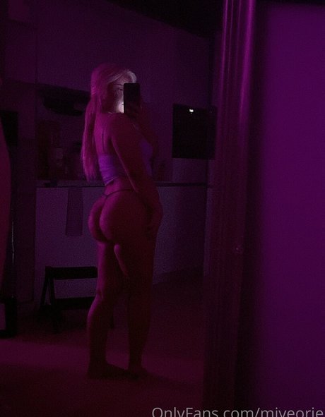 Foto di nudo di fuga di OnlyFans di Miyeorie