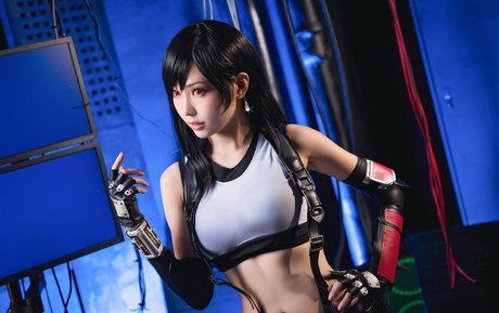 Foto di nudo di fuga di OnlyFans di Ely Cosplayer