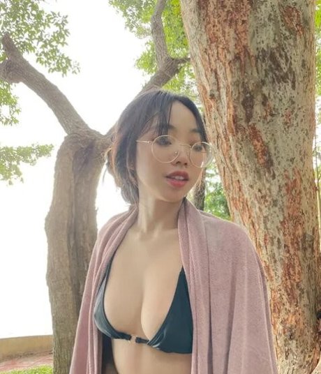 Foto di nudo di fuga di OnlyFans di Goldenbee