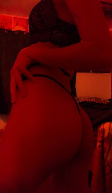 Foto di nudo di fuga di OnlyFans di Dinkhoe