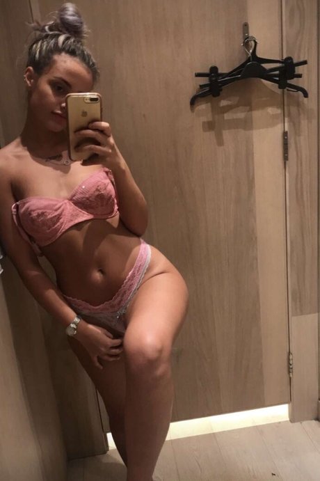 Poppinmolly04
