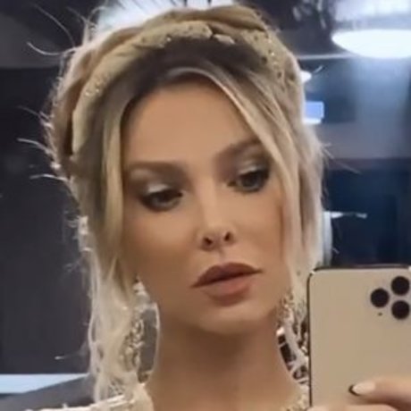 Foto di nudo di fuga di OnlyFans di Sophie Hermann