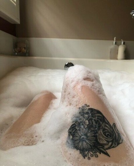 Foto di nudo di fuga di OnlyFans di Kayrahx