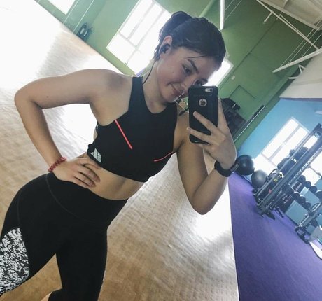Sarah Carlos
