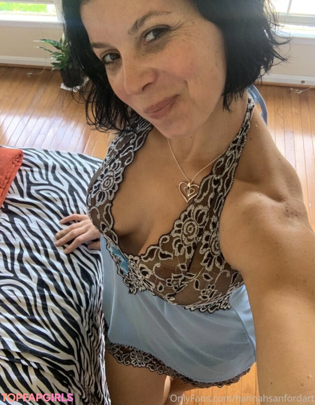 Foto di nudo di fuga di OnlyFans di Hannah Sanford Art #16 Foto di nudo di fuga di OnlyFans di Hannah Sanford Art #16