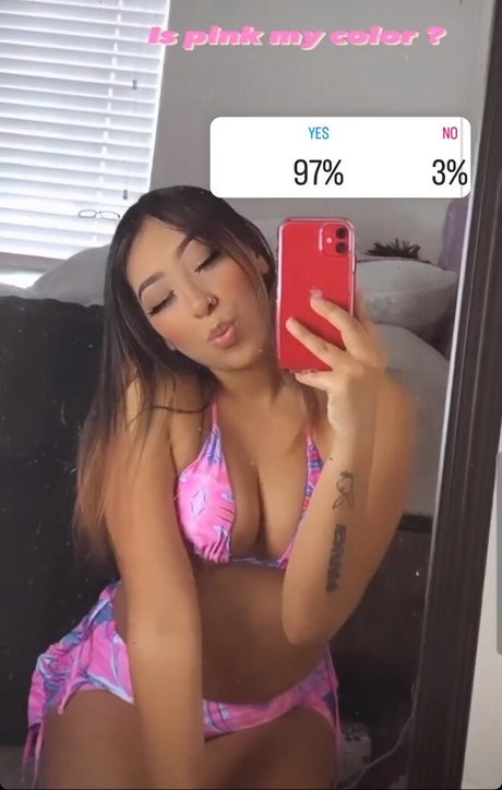 Foto di nudo di fuga di OnlyFans di Shr00mfairy