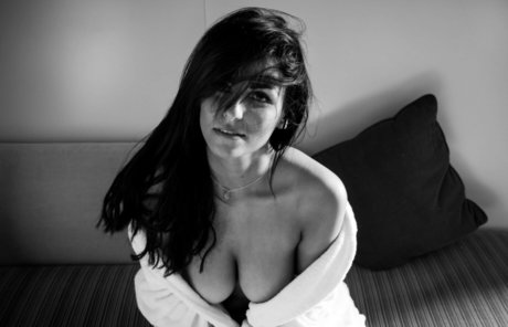 Foto di nudo di fuga di OnlyFans di Solenesun