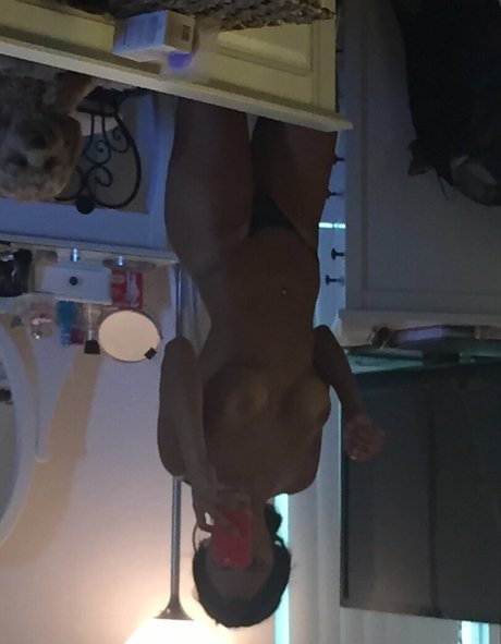Foto di nudo di fuga di OnlyFans di Ashley Hannawacker