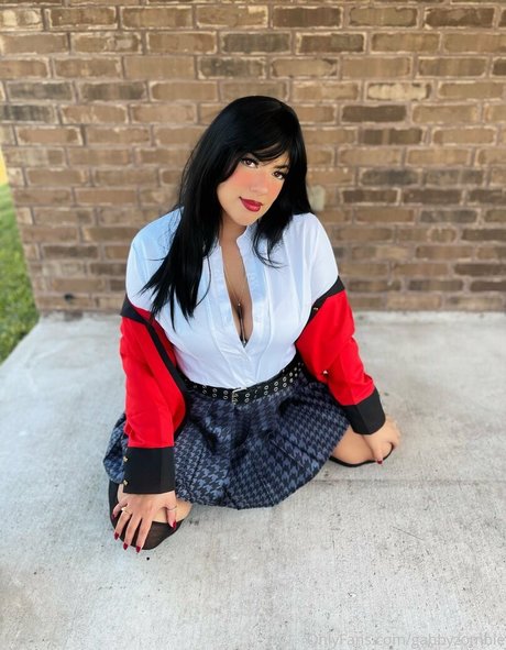 Foto di nudo di fuga di OnlyFans di Gabby Zombie