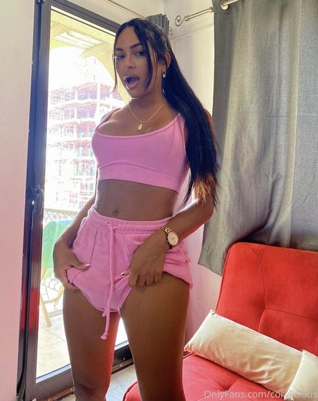 Foto di nudo di fuga di OnlyFans di Cori Anaya