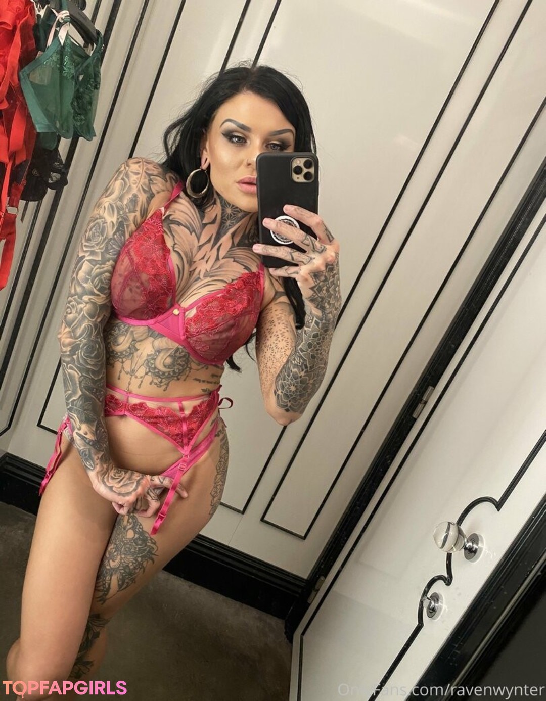 Foto di nudo di fuga di OnlyFans di Ravenwynter #38 Foto di nudo di fuga di OnlyFans di Ravenwynter #38