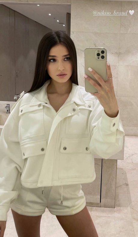 Alexandra Zavrazzhnova