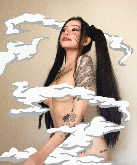 Foto di nudo di fuga di OnlyFans di Bella Porch