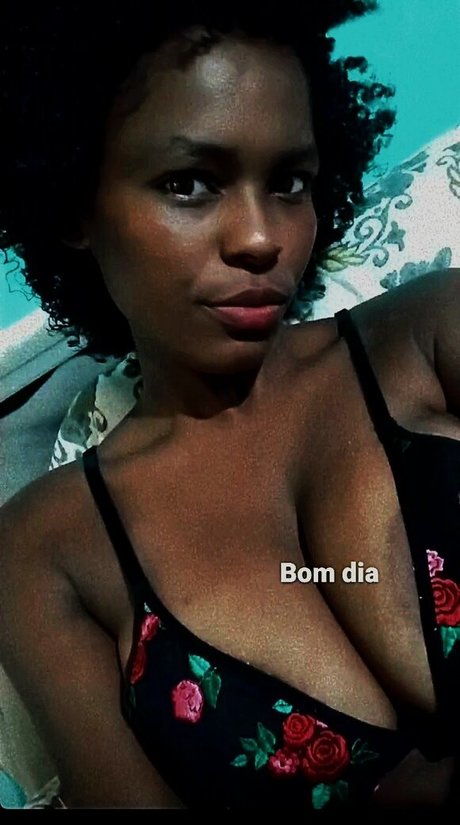 Jaqueeliinegomes