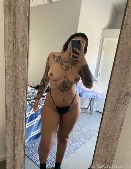 Foto di nudo di fuga di OnlyFans di Saltysweetsabrina