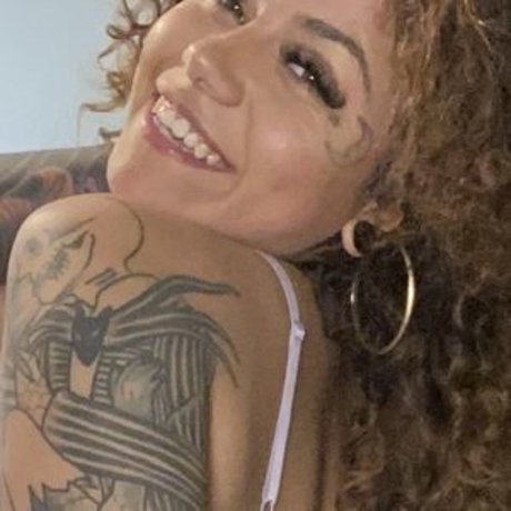 Foto di nudo di fuga di OnlyFans di Saltysweetsabrina