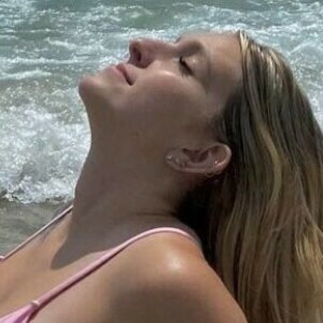 Foto di nudo di fuga di OnlyFans di Kaitlynlacasse