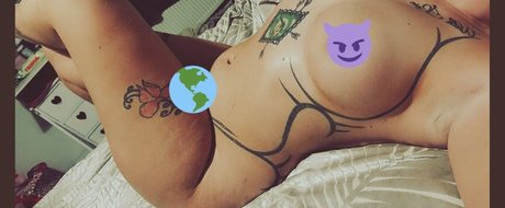 Foto di nudo di fuga di OnlyFans di Leil Xo
