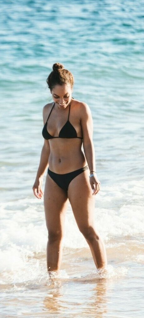 Foto di nudo di fuga di OnlyFans di Lyndie Greenwood