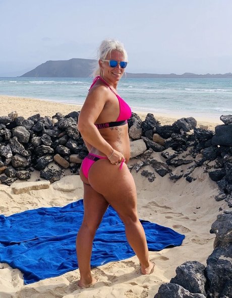 Ukhotwife