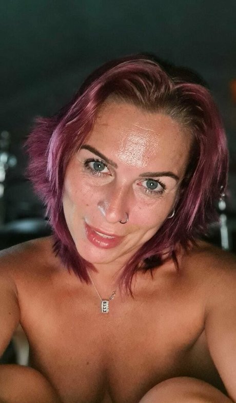 Ukhotwife