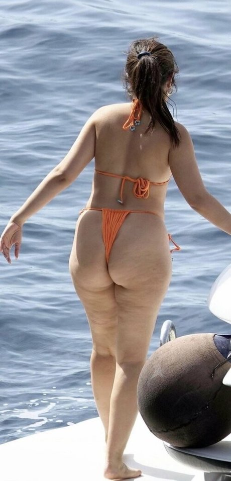Foto di nudo di fuga di OnlyFans di Camilla Cabelo