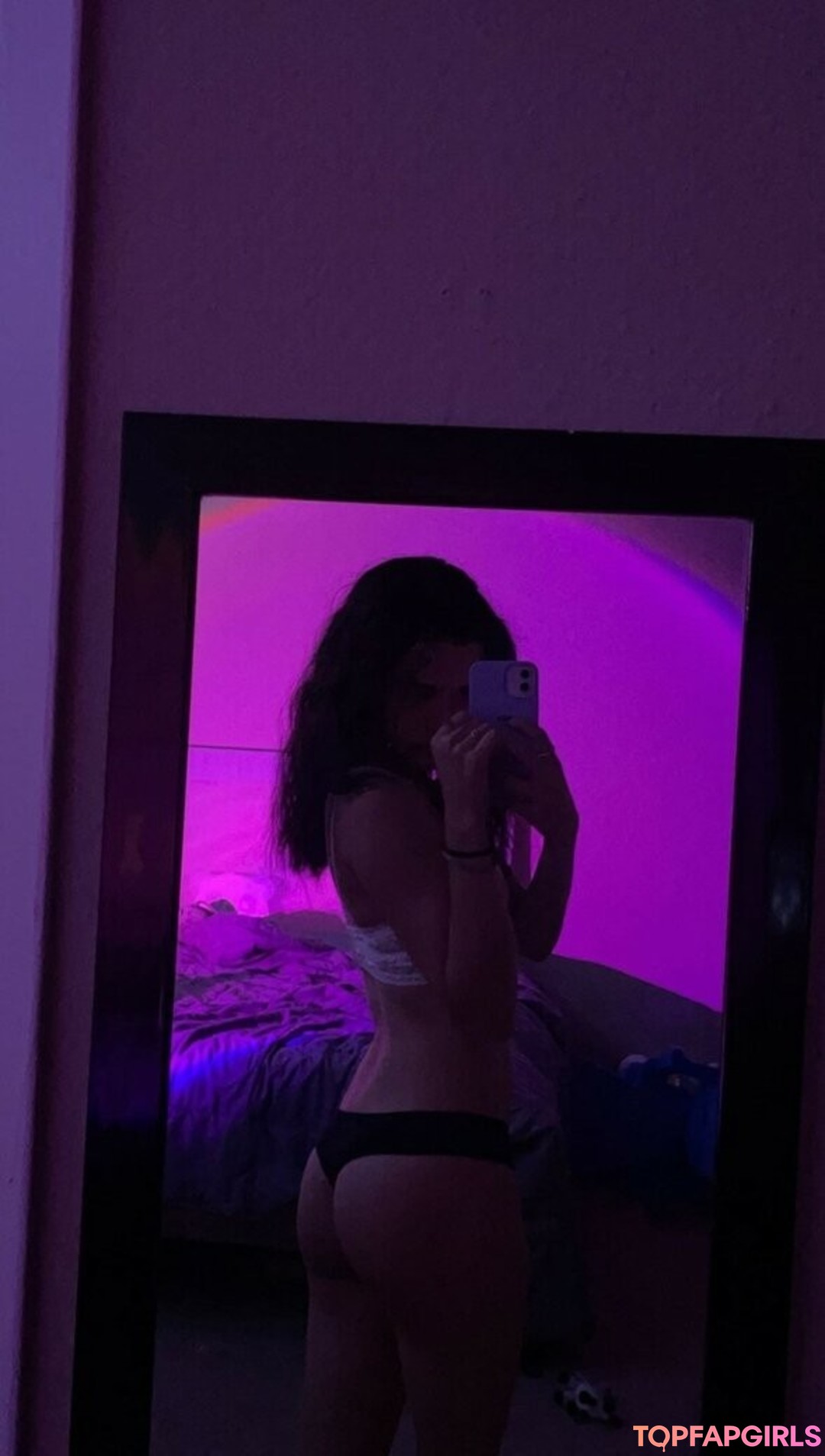 Foto di nudo di fuga di OnlyFans di Wuvelizabeth #1 Foto di nudo di fuga di OnlyFans di Wuvelizabeth #1