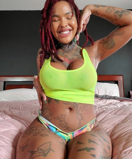 Foto di nudo di fuga di OnlyFans di Diandra Janelle Rose