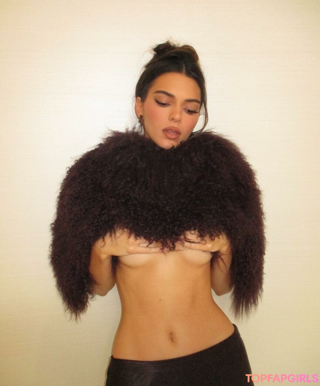 Foto di nudo di fuga di OnlyFans di Kendall Jenner #1615