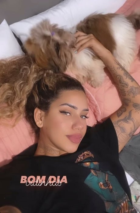 Muito Linda
