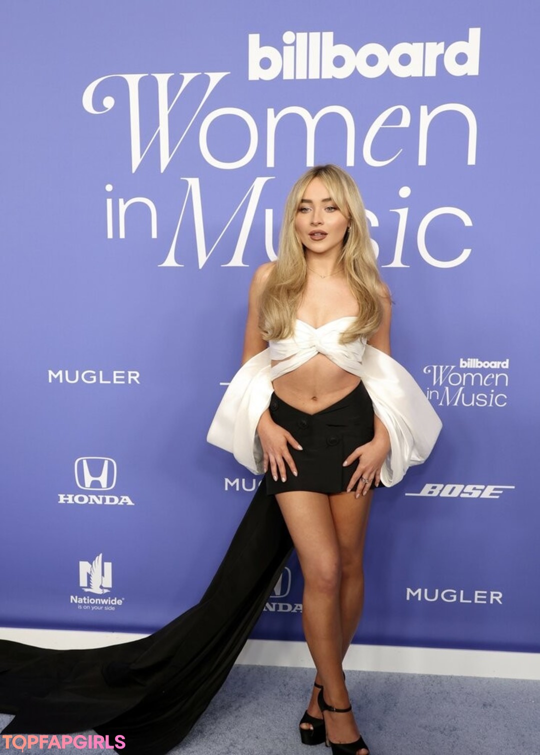 Foto di nudo di fuga di OnlyFans di Sabrina Carpenter #1052