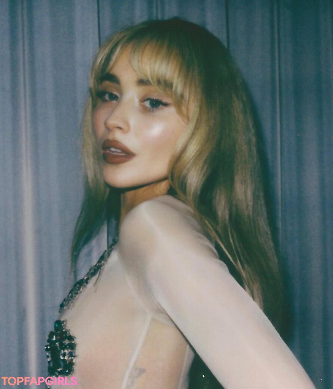 Foto di nudo di fuga di OnlyFans di Sabrina Carpenter #1106
