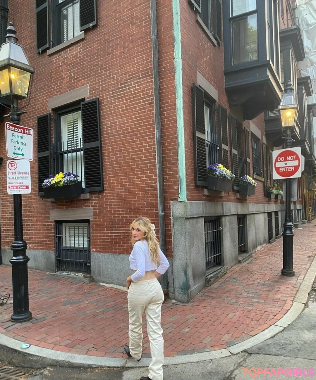 Foto di nudo di fuga di OnlyFans di Sabrina Carpenter #1275