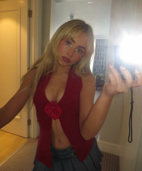 Sabrina Carpenter